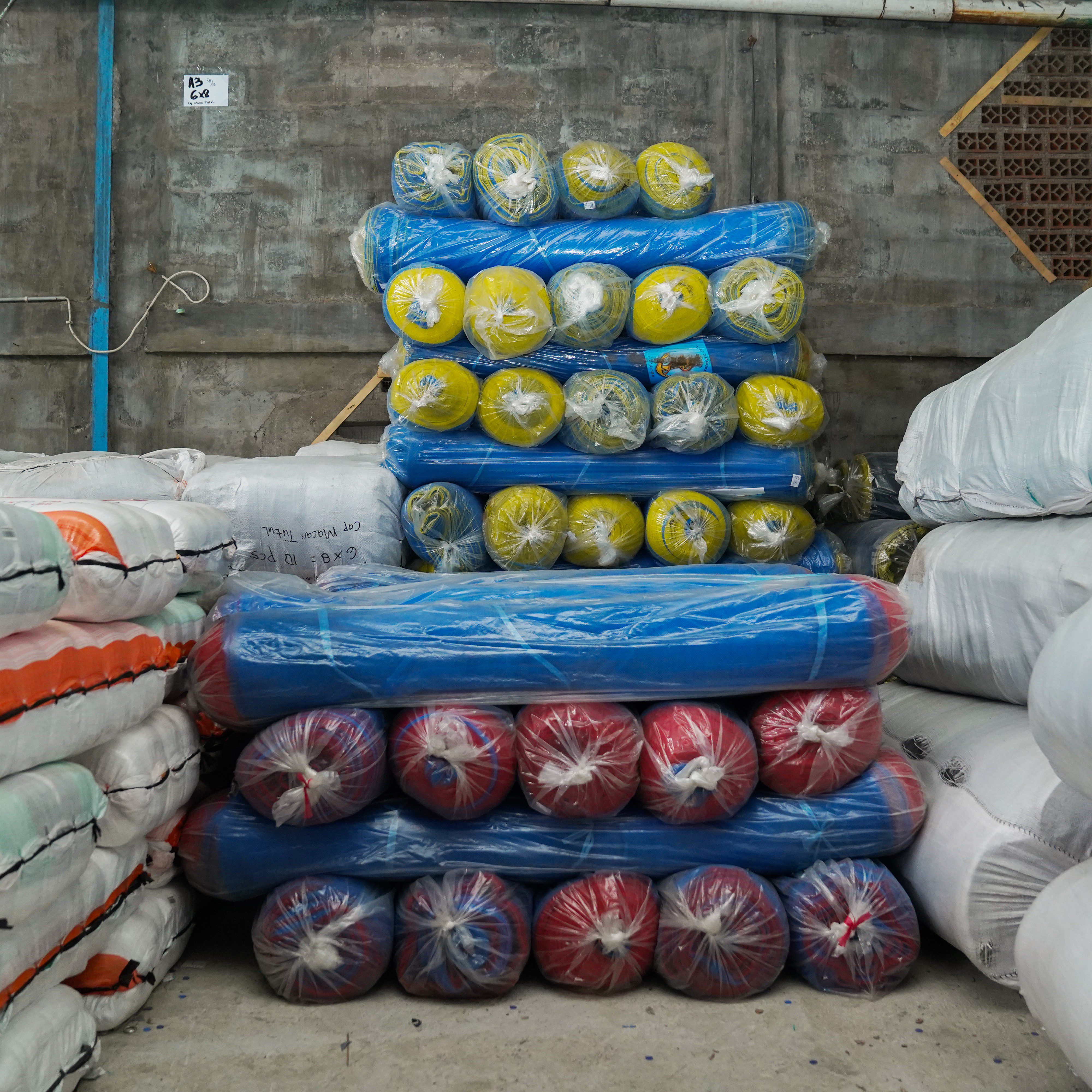 POLYNET BIRU CAP DJANGKAR 1 ROLL - JARING PENGAMAN PROYEK - Gambar 2